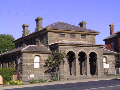 Kilmore Courthouse, Kilmore, Victoria (4 Apr 2002)
